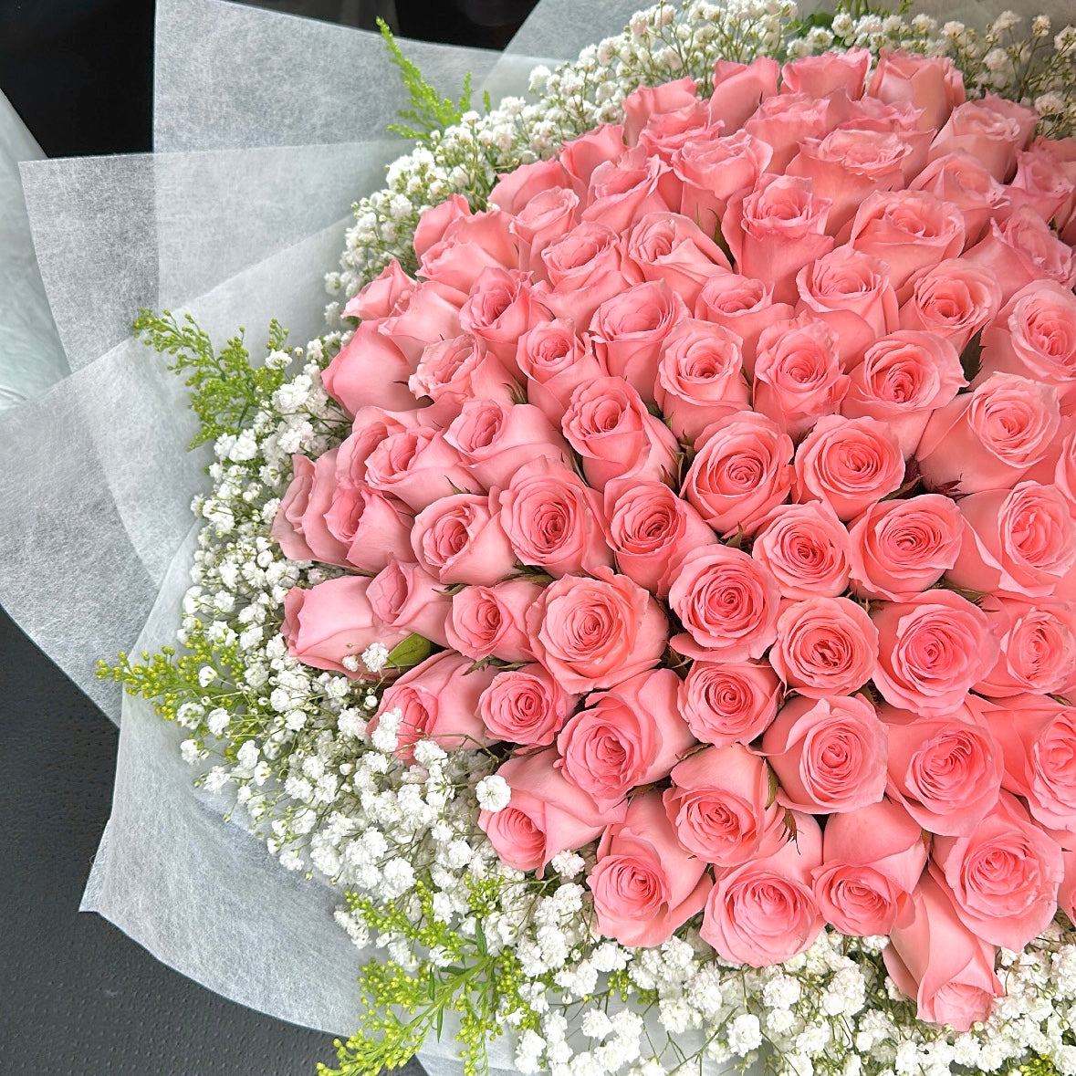 99 Roses - Blooming Love (Pink Roses)