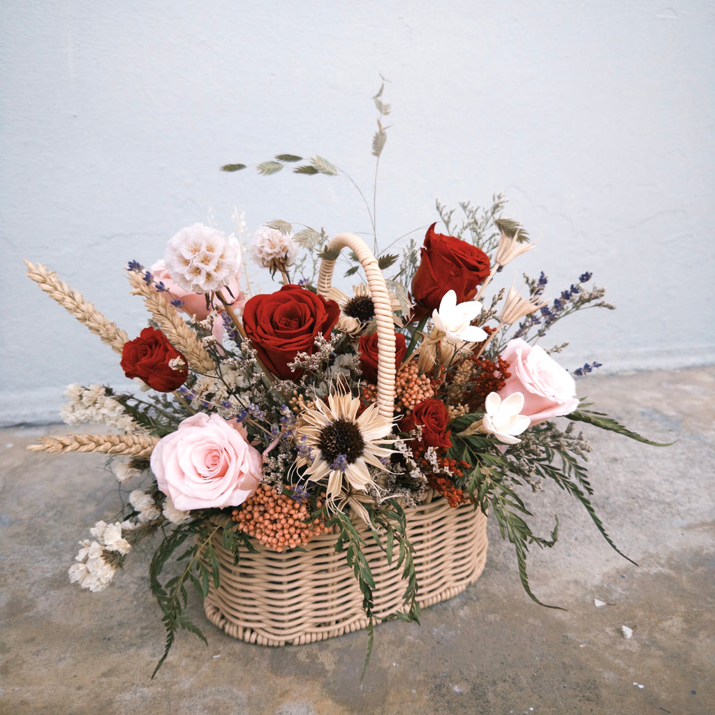 Bella - Ruby (5 Preserved Roses)