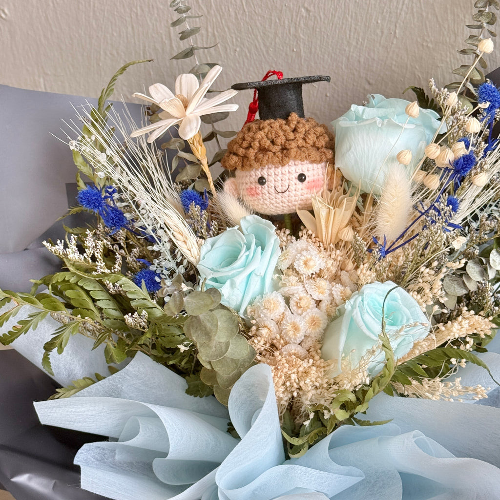 Daniel - Blue (3 Preserved Roses)