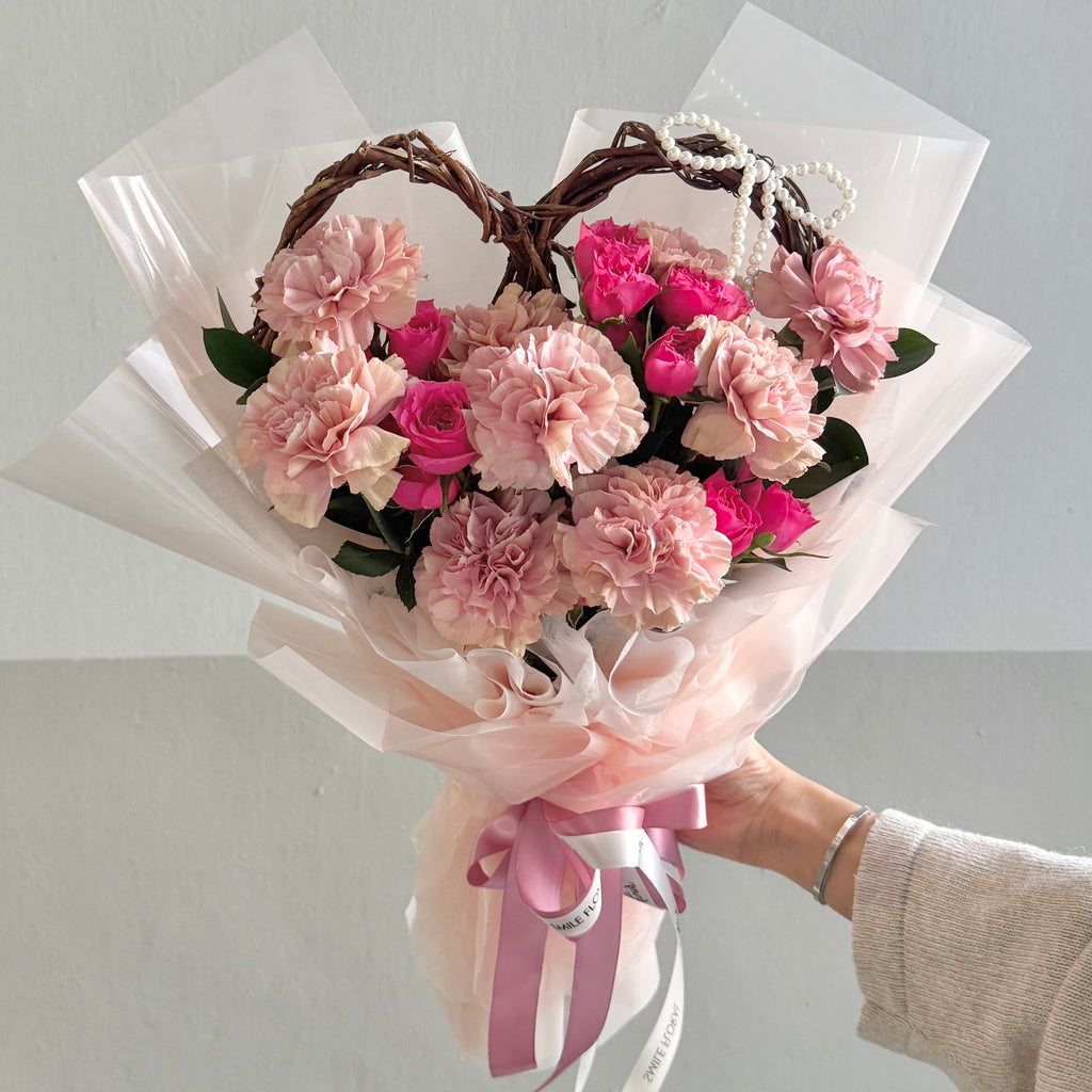 Mother Knows Best (9 Caramel Carnations)