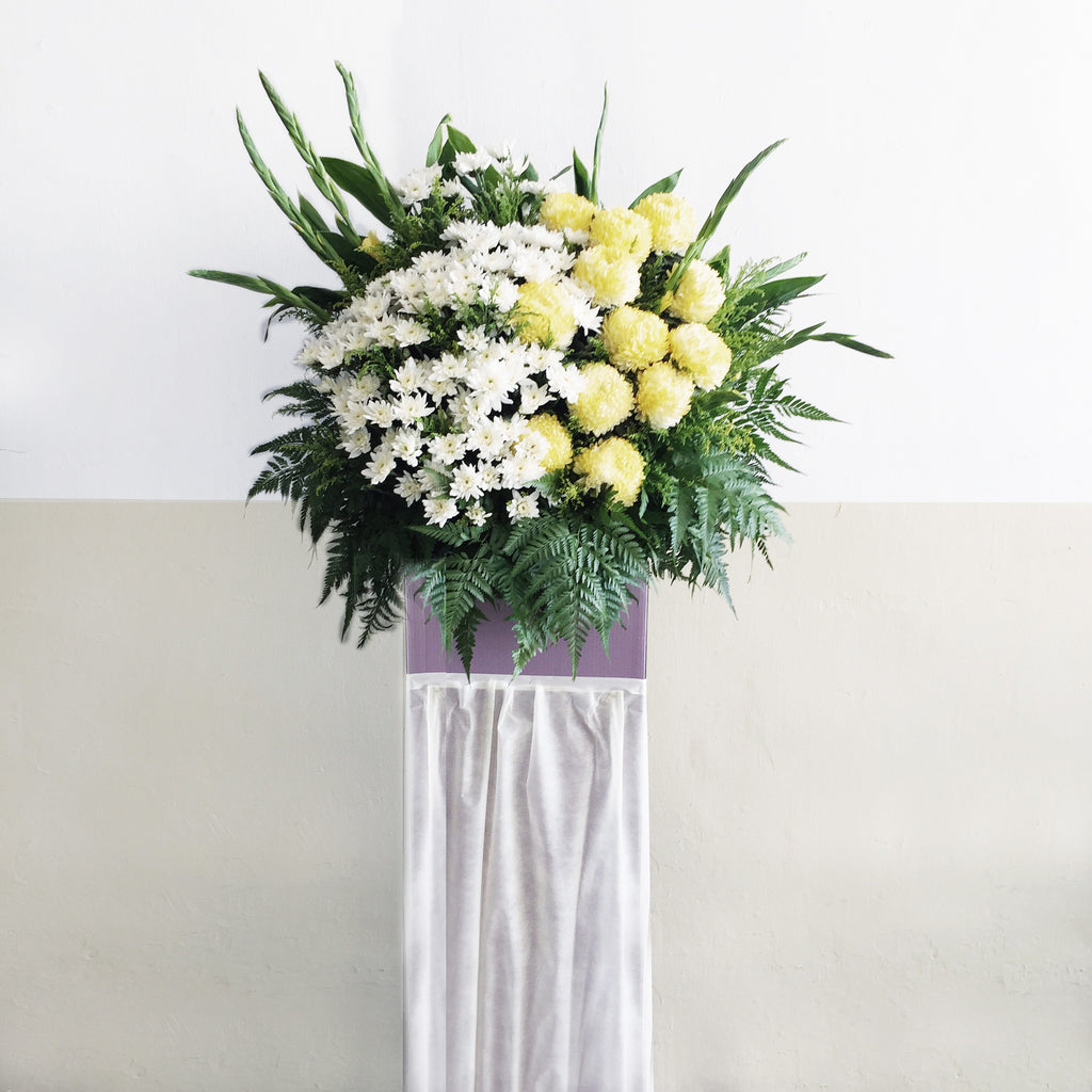 Condolence Flowers - Honourary Tribute
