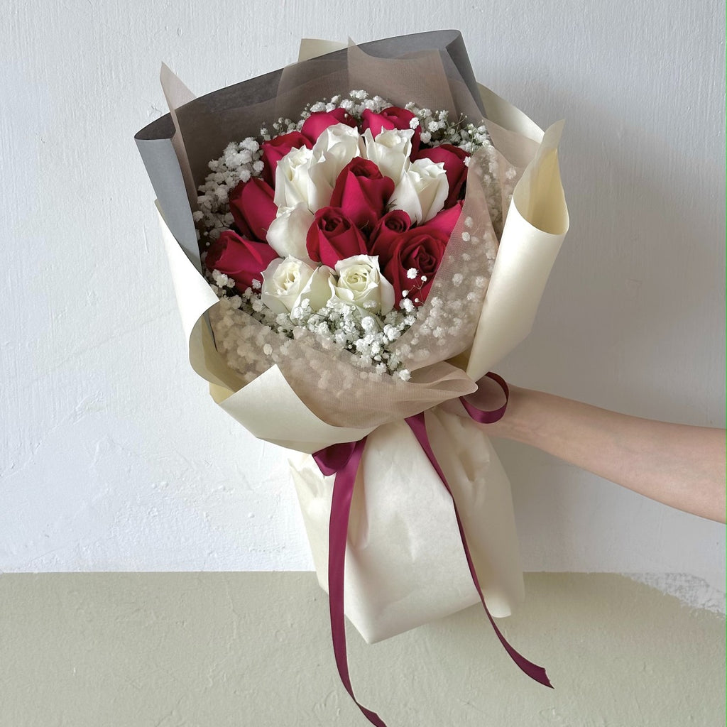 Peppermint Swirls (18 Red & White Roses)