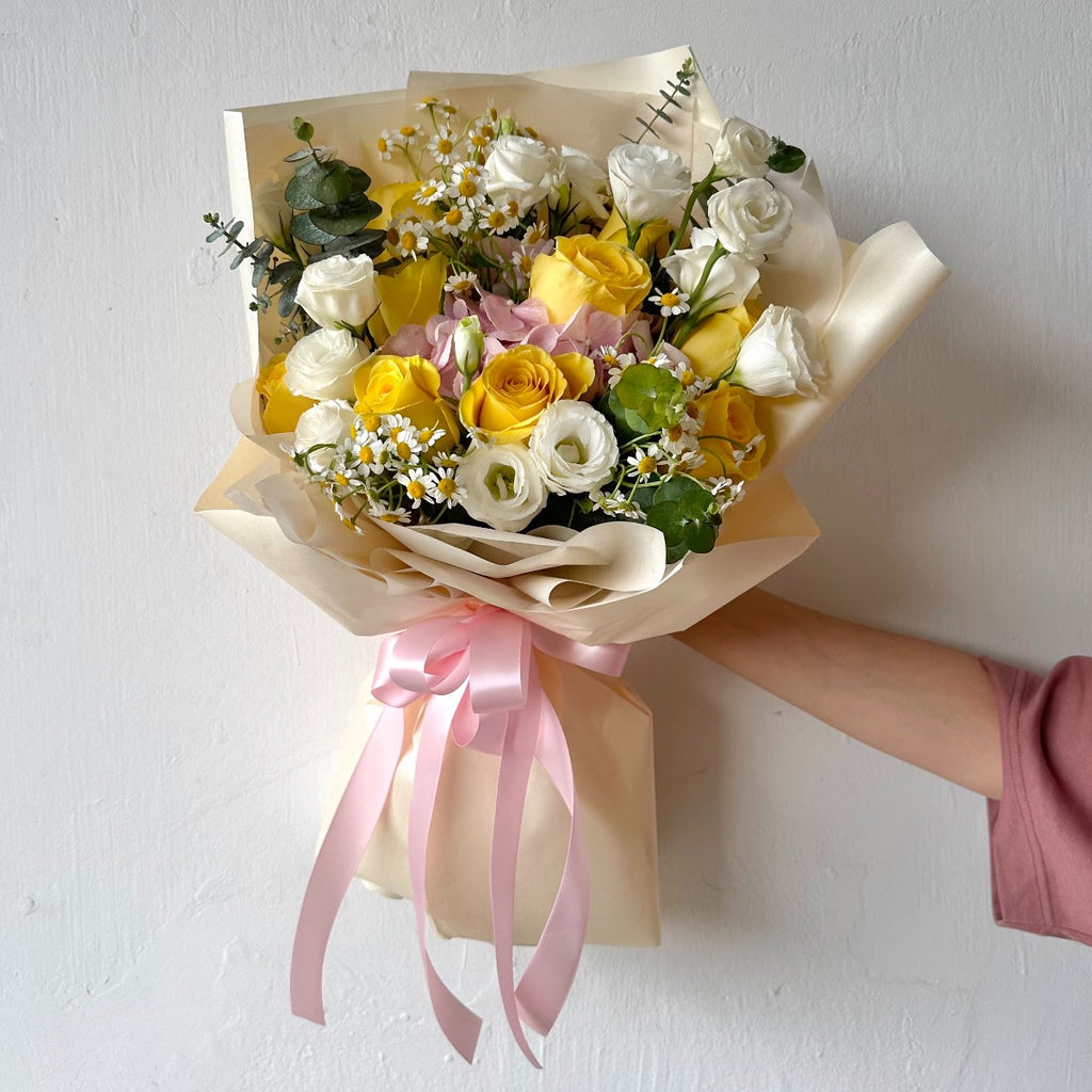 Pink Lemonade (9 Yellow Roses)