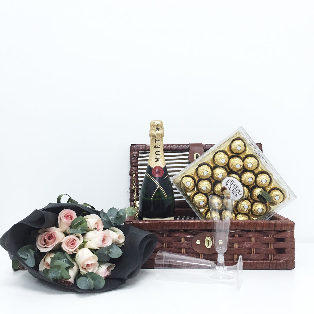 Impérial Elegance (WITH MOET IMPÉRIAL CHAMPAGNE)