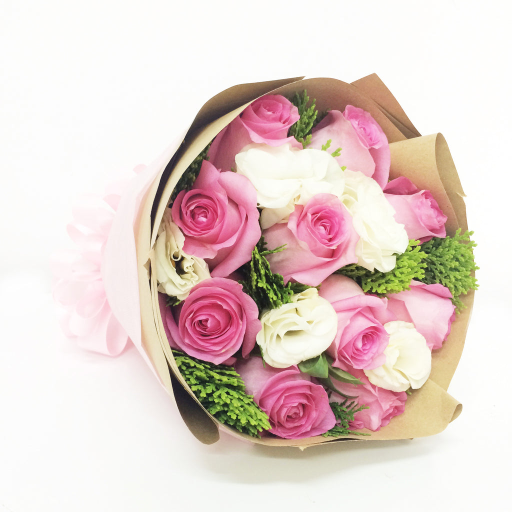 Fuchsia Fantasia (9 roses)