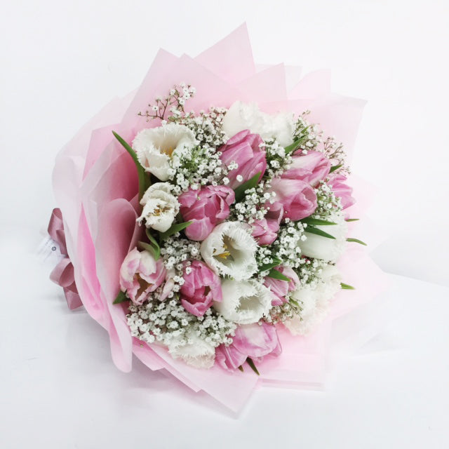 Pastel Daydream (18 Tulips)