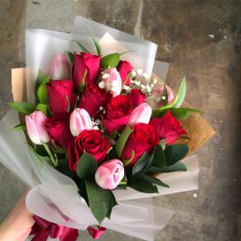 Lush Rhodonite (10 Red Rose, Tulips)