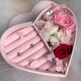 Valentino Floral Gift Box - Vintage Fanta