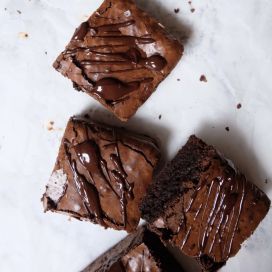 Valentine's Special : Brownies by TTCsg (Sea Salt)